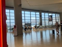 -肯德基(虹桥机场T2北指廊精选外卖点店)