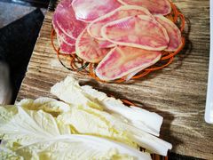 -香香腊排骨.野生菌火塘总店(束河店)
