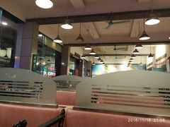 -顶东面包花园·生日蛋糕(世博店)