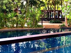 -三亚湾海居铂尔曼度假酒店