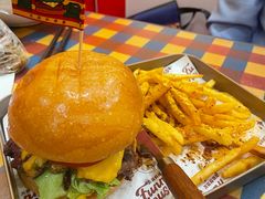 -万能料理屋(钟鼓岭路店)