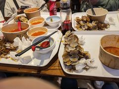 -何记花甲(海岸城旗舰店)