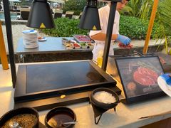 -亚龙湾希尔顿自助餐厅·海鲜·烧烤·沙滩BBQ·现场乐队