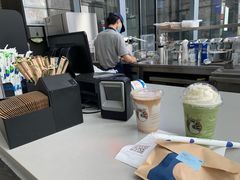 -瑞幸咖啡(未来国际大厦店)