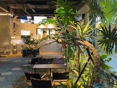 -J Create城市露营咖啡·简餐·宠物(上海动物园店)