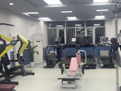 -即刻健身馆(对外经贸店)