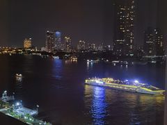 -曼谷湄南河畔华美达广场酒店