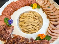 -红东阁东北菜烤肉酒馆(CROSS万象汇店)