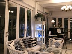-Fern Forest Cafe