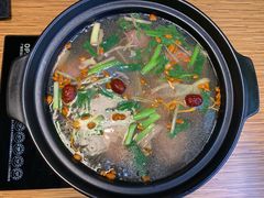 -陆记牛庄·碳锅龙虾烧烤(爱上花园店)