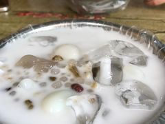-志龙皇冠吃货椰子铺