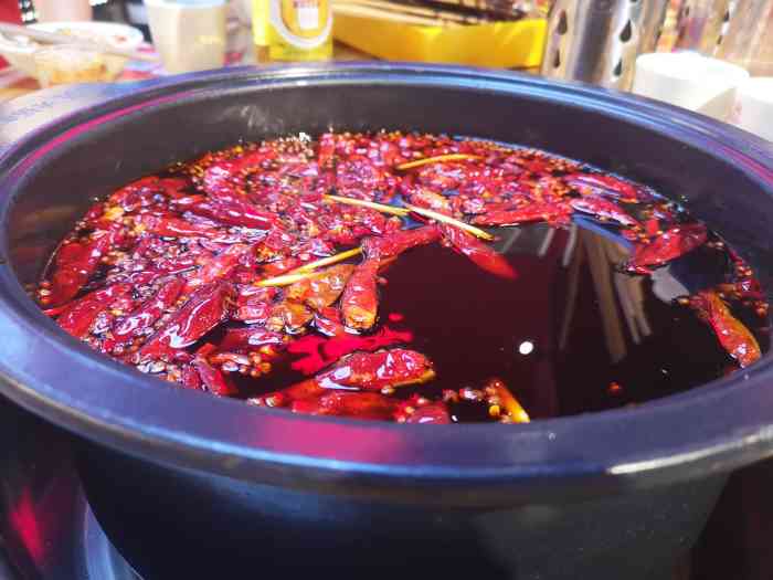 重庆露凝香老火锅-"14年来成都吃的第一家火锅就是这家露凝香.