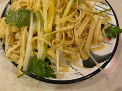 -王老六铁锅炖鱼(圣亚海洋店)