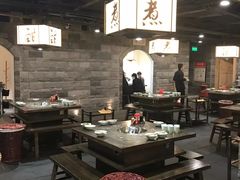 -红九格老火锅(三峡广场店)