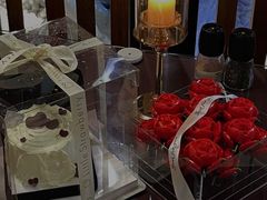 -小草莓·Little Strawberry