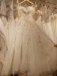 -LA GRACE高端婚纱礼服定制馆