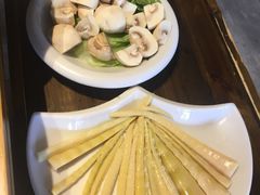 -纸盐河码头火锅(十八梯店)