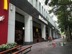 -麦当劳(华融店)