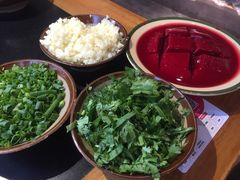 -王婆乔鲜鱼自助火锅(蜀汉路店)