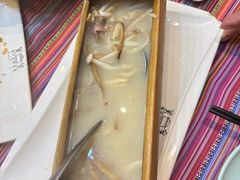 -香巴拉云南餐厅(华莱坞店)