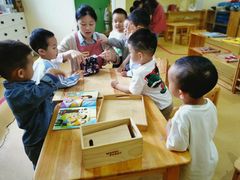 -瑞恩宝感统训练·语言提升·蒙氏托育中心