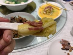 -蔼若春.传承三十年云南菜(金碧公园店)