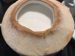 -东椰·海南椰子鸡火锅(朝阳门店)