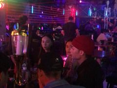 -UP嘻哈酒吧(粉巢店)