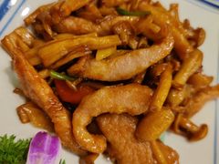 茶树菇猪颈肉-小龍鳳餐室(番禺路店)