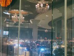 -荣誉国际酒店-云顶旋转餐厅