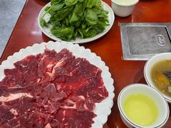 -菌之家·专业纯野生菌火锅·特色炒菌