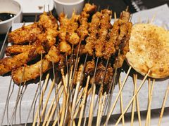 -卞二小串·鹤岗烧烤·坑烤(永定路店)