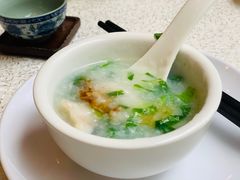 生滚鲜鲩鱼片粥-龙的酒楼·手工早茶·顺德菜(近良路店)