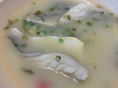 -玖鲜小笼(中山广场店)