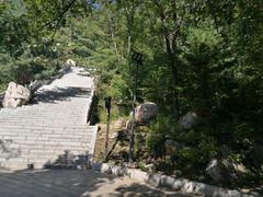 -九鼎铁刹山风景区