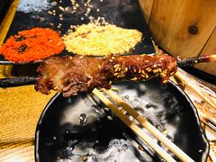 -聚串门儿·东北烧烤(信义坊店)