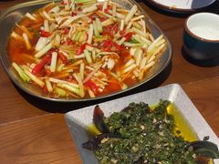 -三叔特色自贡菜(中海国际店)