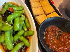 -肥肥虾庄·金牌油焖大虾(汉街SKP店)