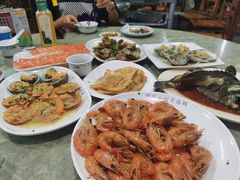 -四川小胡子海鲜(丁村万人海鲜广场店)