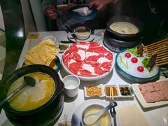 -无界釜·河豚鱼汤锅(红山动物园店)