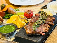 -Mark&Mars Restaurant