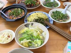 -杨三孃跷脚牛肉(美洲花园店)