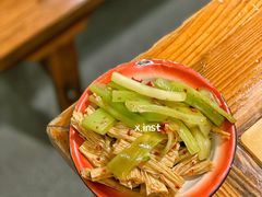 -矮子粉店1985·长沙米粉(湘春路店)