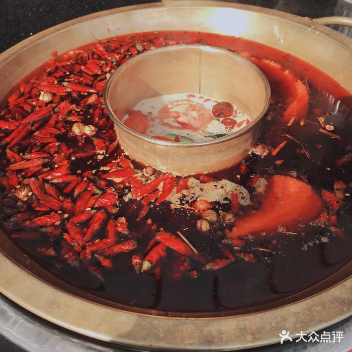 重庆红板凳火锅图片