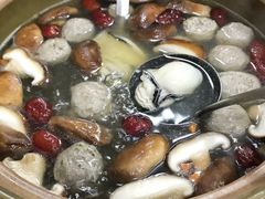 -花苑美食横琴生蚝火锅(拱北粤华路店)