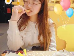 -麦当劳(海岸城店)