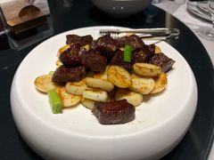 独头蒜炒雪花牛肉-万盛合(渔人码头店)
