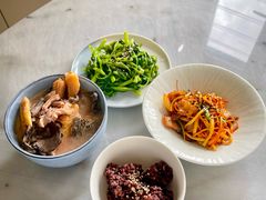 -臻爱住家月嫂育儿嫂(万达店)