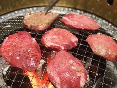 -山川小町·极番烧肉(新地假日广场店)