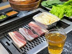-臻牛烤肉